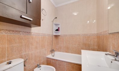 Reventa - Apartamento / piso -
Jacarilla