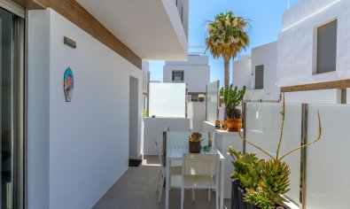 Bestaande bouw - Villa -
Orihuela Costa - Villamartín