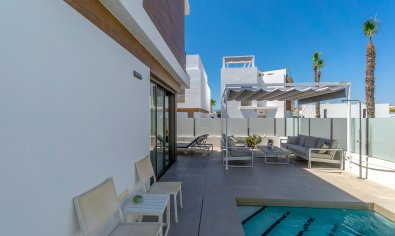 Bestaande bouw - Villa -
Orihuela Costa - Villamartín