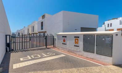 Bestaande bouw - Villa -
Orihuela Costa - Villamartín