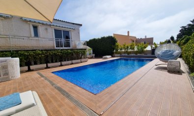 Bestaande bouw - Villa -
Torrevieja - La Mata
