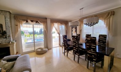 Bestaande bouw - Villa -
Torrevieja - La Mata