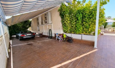 Bestaande bouw - Villa -
Torrevieja - La Mata