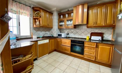 Bestaande bouw - Appartement -
Torrevieja - Playa del Cura