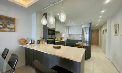 Bestaande bouw - Appartement -
Torrevieja - Playa del Cura