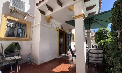 Bestaande bouw - Herenhuis -
Orihuela Costa - La Zenia