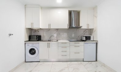 Bestaande bouw - Appartement -
Torrevieja - Centro