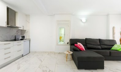 Bestaande bouw - Appartement -
Torrevieja - Centro