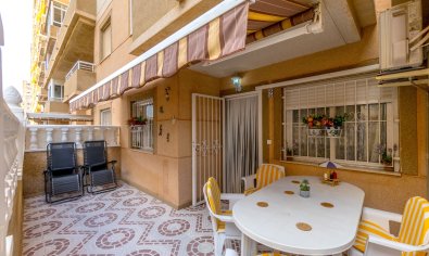 Bestaande bouw - Appartement -
Torrevieja - Centro