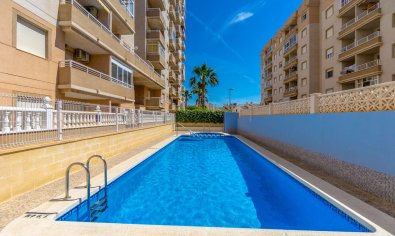 Bestaande bouw - Appartement -
Torrevieja - Centro