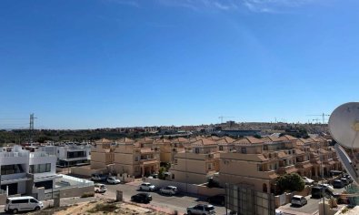 For sale 3-Bedroom terraced house in Sol Golf, Orihuela Costa