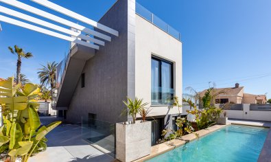 Nieuwbouw Woningen - Villa -
La Mata