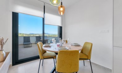 Obra nueva - Bungalow - Jardín -
Torrevieja