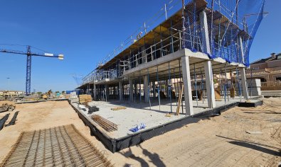Obra nueva - Bungalow - Jardín -
Torre de la Horadada