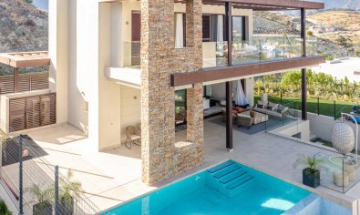 Obra nueva - Villa -
Benahavís