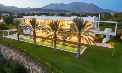 Nieuwbouw Woningen - Villa -
Casares