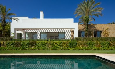 Nieuwbouw Woningen - Villa -
Casares