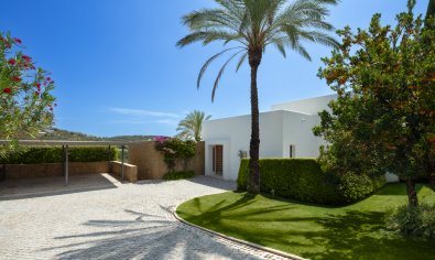 Nieuwbouw Woningen - Villa -
Casares