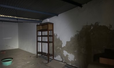 Resale - Commercial (6) -
Jacarilla