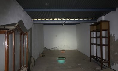 Resale - Commercial (6) -
Jacarilla