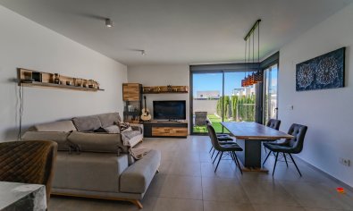 Reventa - Villa /Adosado -
Benijófar - Benijofar