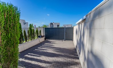 Reventa - Villa /Adosado -
Benijófar - Benijofar