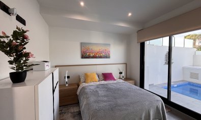 Resale - Villa -
Villamartín - Villamartin