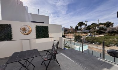 Resale - Villa -
Villamartín - Villamartin