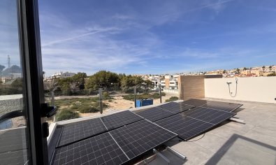 Resale - Villa -
Villamartín - Villamartin