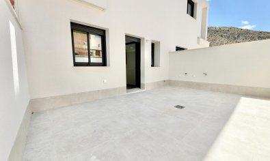 Obra nueva - Bungalow - Solarium -
Cox