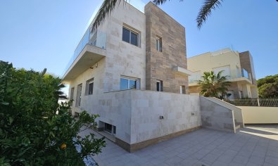 Bestaande bouw - Villa -
Orihuela Costa - La Zenia