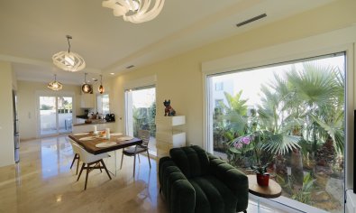 Bestaande bouw - Villa -
Orihuela Costa - La Zenia