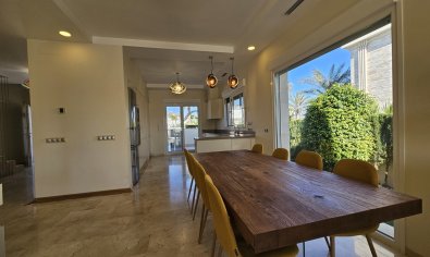 Bestaande bouw - Villa -
Orihuela Costa - La Zenia