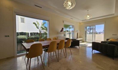 Bestaande bouw - Villa -
Orihuela Costa - La Zenia