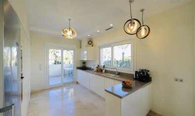 Bestaande bouw - Villa -
Orihuela Costa - La Zenia