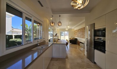 Bestaande bouw - Villa -
Orihuela Costa - La Zenia