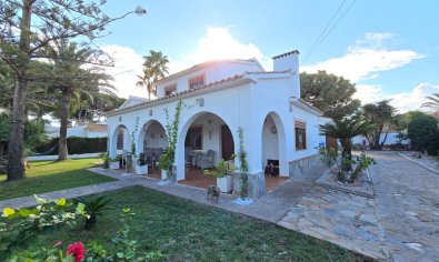 Bestaande bouw - Villa -
Orihuela Costa - Cabo Roig *