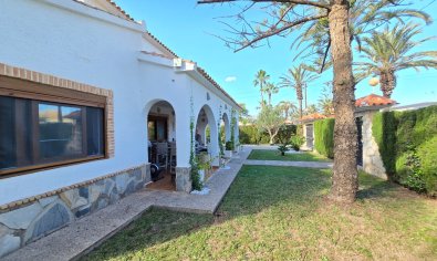 Bestaande bouw - Villa -
Orihuela Costa - Cabo Roig *