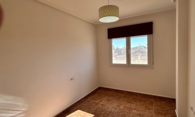 Bestaande bouw - Appartement -
Jacarilla - pueblo
