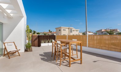 Obra nueva - Villa -
Los Alcazares - Los Alcázares