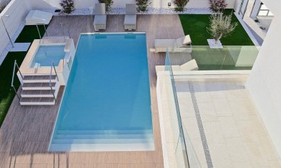 Obra nueva - Villa -
Dehesa De Campoamor