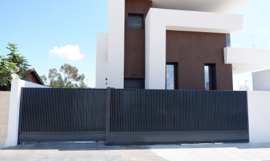 Obra nueva - Villa -
Benijofar