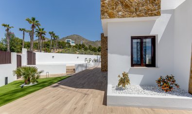 Obra nueva - Villa -
Finestrat