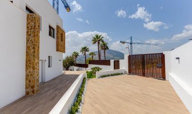 Obra nueva - Villa -
Finestrat