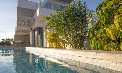 Obra nueva - Villa -
Finestrat