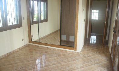 Nieuwbouw Woningen - Villa -
Torrevieja