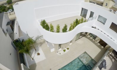 New Build - Villa -
Heredades