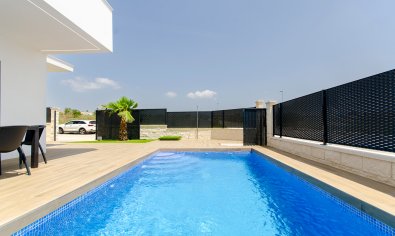 Obra nueva - Villa -
Orihuela Costa