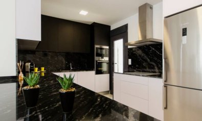 Obra nueva - Villa -
Orihuela Costa