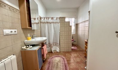 Resale - Villa -
Cabo Roig